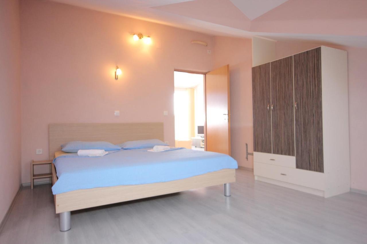 Apartments By The Sea Tkon, Pasman - 686 외부 사진